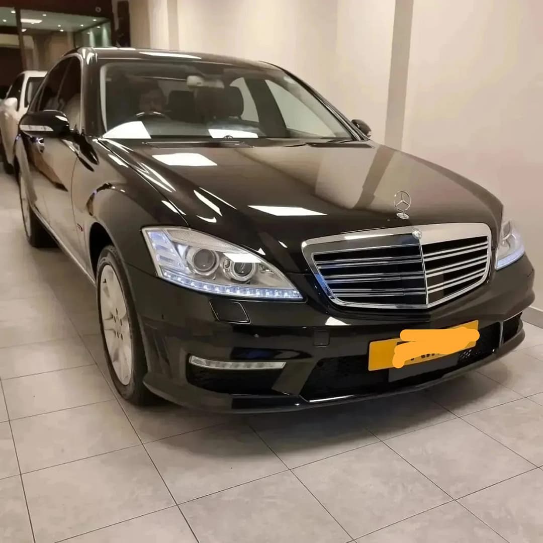 Mercedes for rent in karachi