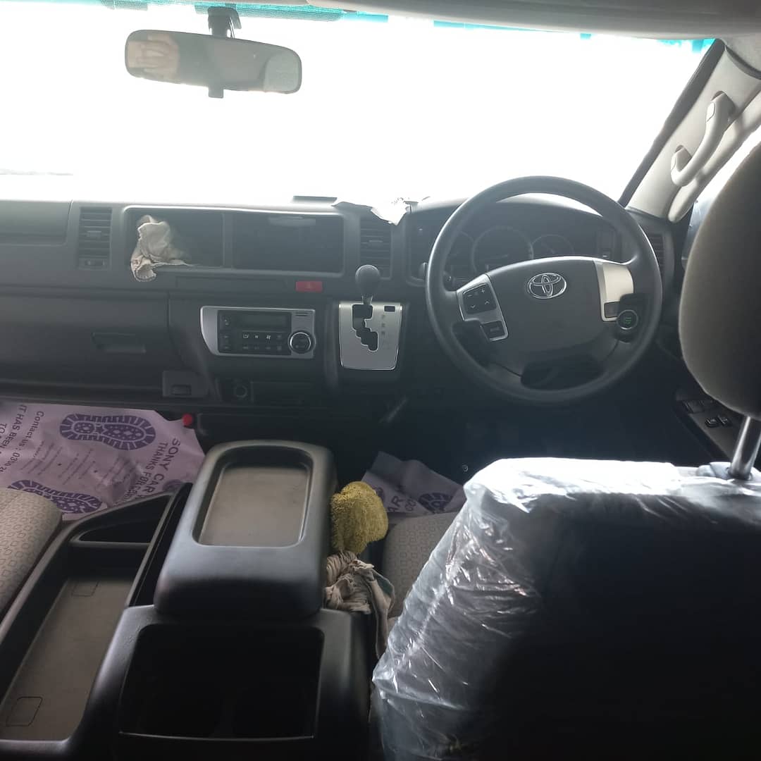 car rental carachi