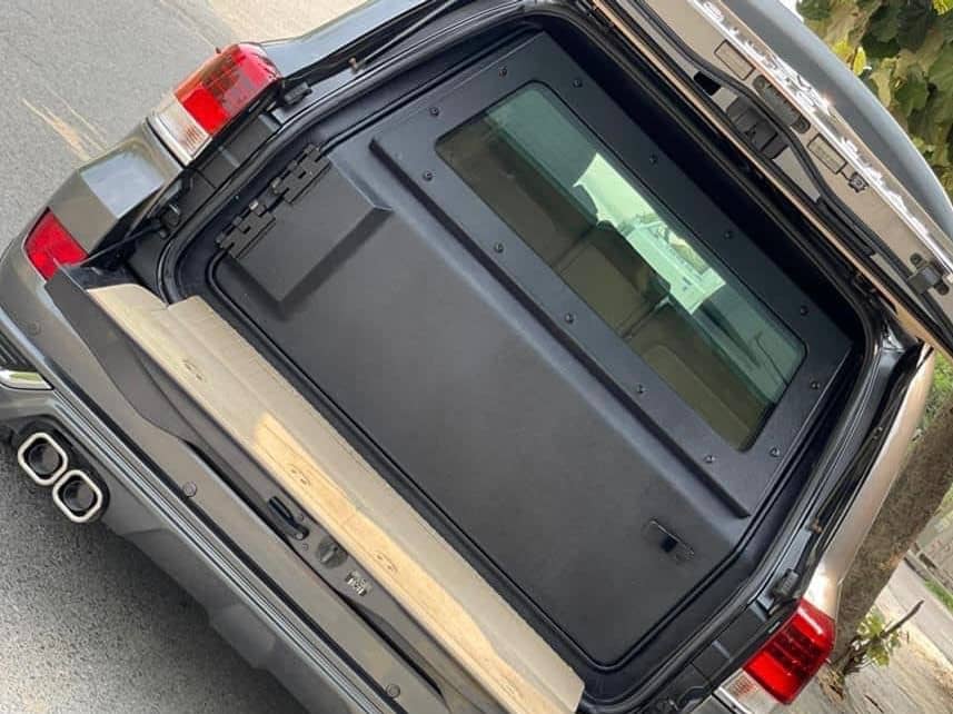 Toyota Landcruiser V8 bullet proof